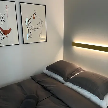 New In Kadriorg, Centre