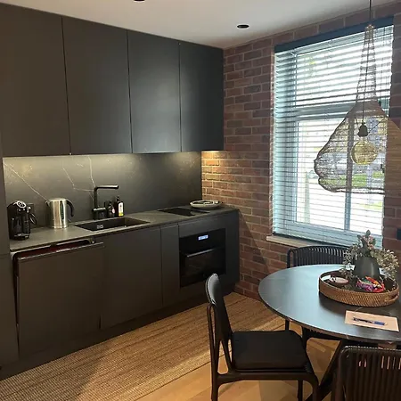 New In Kadriorg, Centre