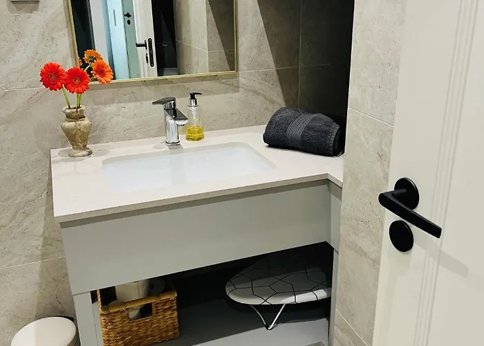 公寓 Cozy In Kadriorg, Centre 塔林